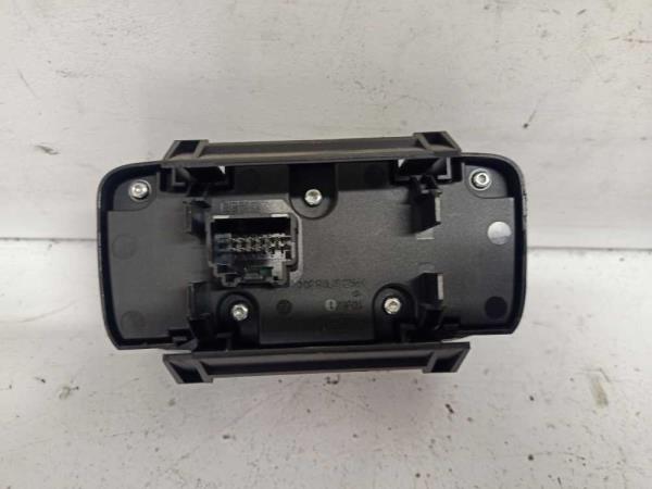 COMMODO FORD FIESTA 2008-2013 ( PHARE UNIQUEMENT ) - Vue 2